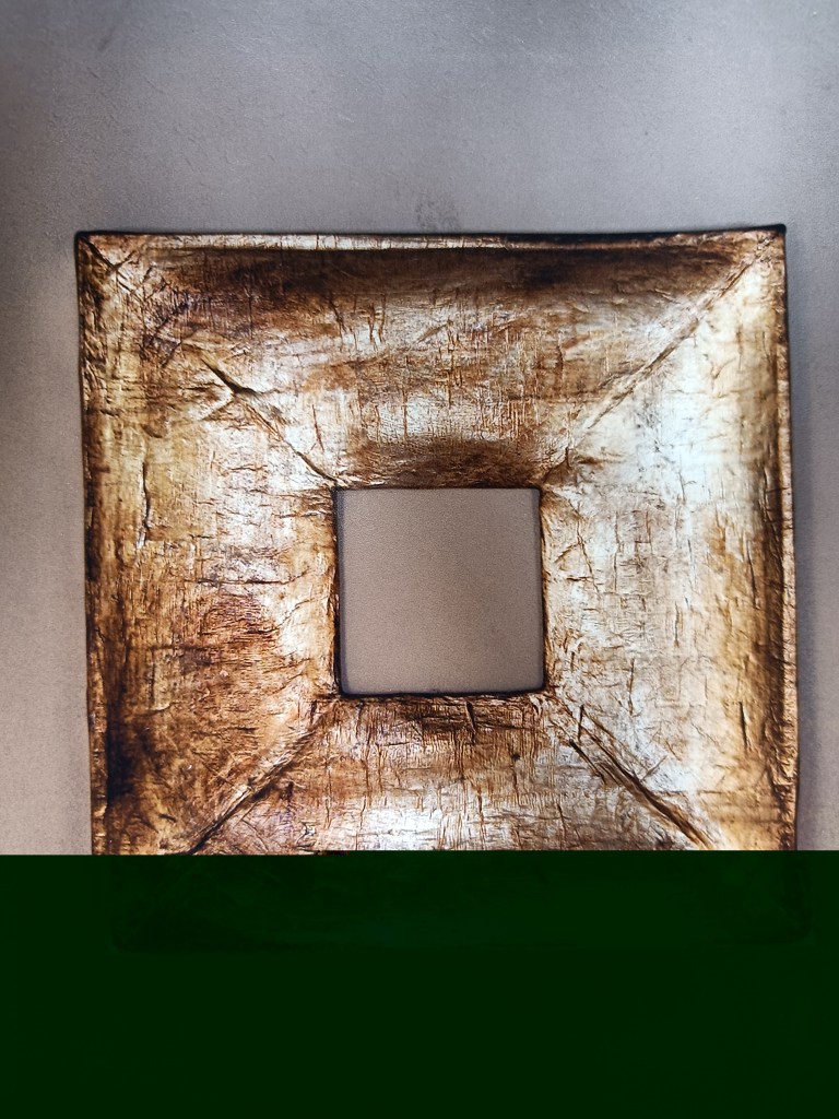 cornice-in-cartapesta